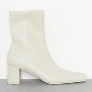 NWT Oak + Fort Glove Boot